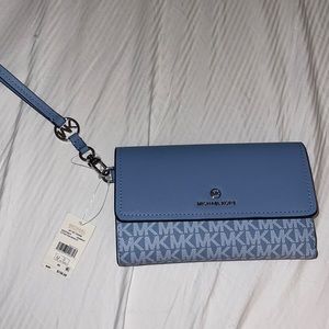 Michael Kors Jet Set Charm Chambray Wristlet